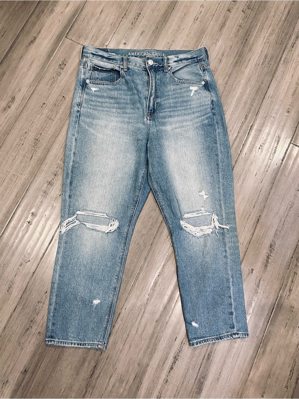 American Eagle Ripped Mom Jeans